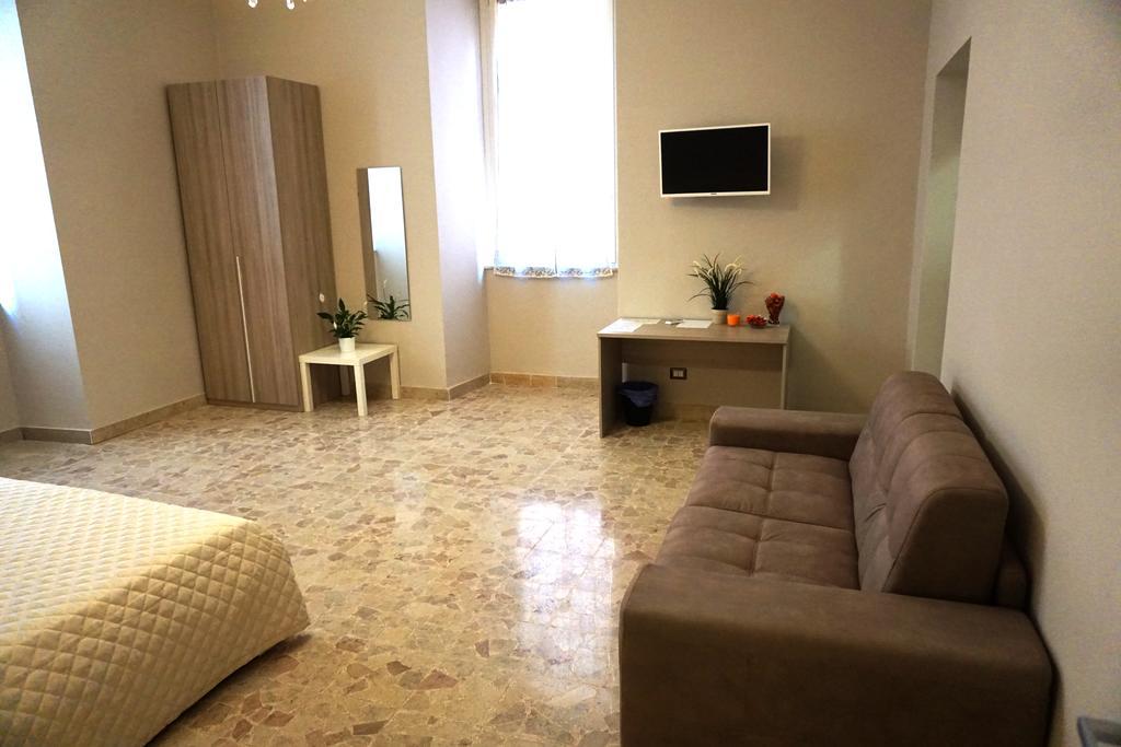 Residence Stendhal Guest House Civitavecchia Extérieur photo