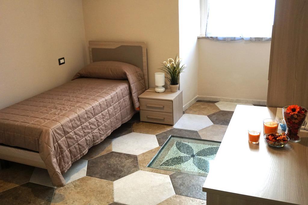 Residence Stendhal Guest House Civitavecchia Extérieur photo
