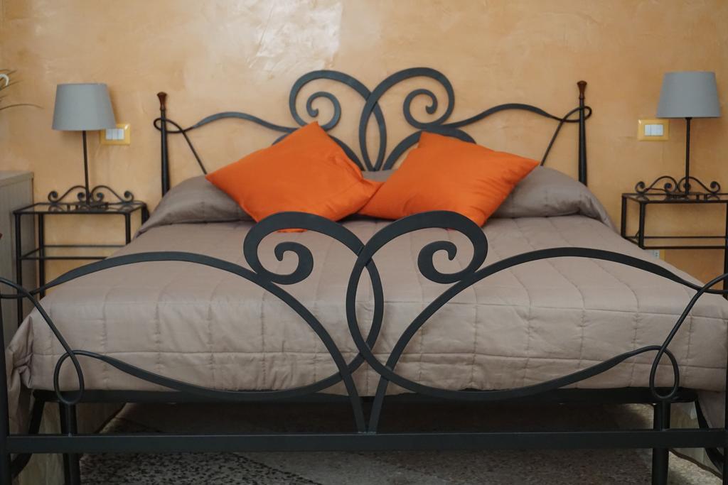 Residence Stendhal Guest House Civitavecchia Extérieur photo