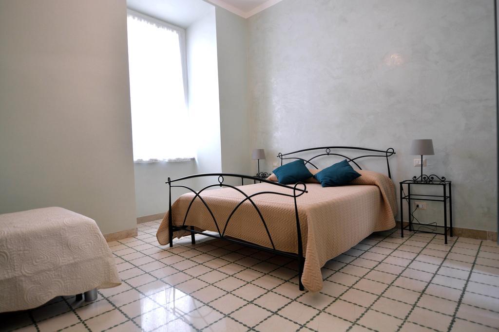 Residence Stendhal Guest House Civitavecchia Extérieur photo