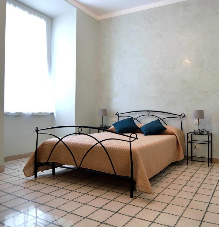 Residence Stendhal Guest House Civitavecchia Extérieur photo
