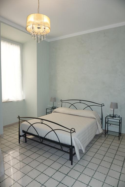 Residence Stendhal Guest House Civitavecchia Extérieur photo