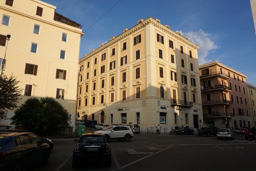 Residence Stendhal Guest House Civitavecchia Extérieur photo